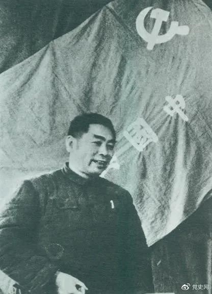 1949年3月，周恩來在中共七屆二中全會上講話。