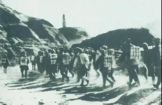 1947年3月19日，西北野戰(zhàn)軍撤離延安，進(jìn)行戰(zhàn)略轉(zhuǎn)移。