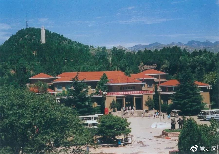 1978年5月26日，西柏坡中共中央舊址和紀(jì)念館同時(shí)對外開放。
